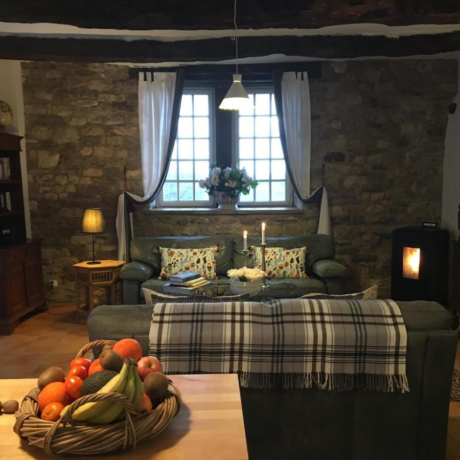 Les Gites Perard Caylus 外观 照片