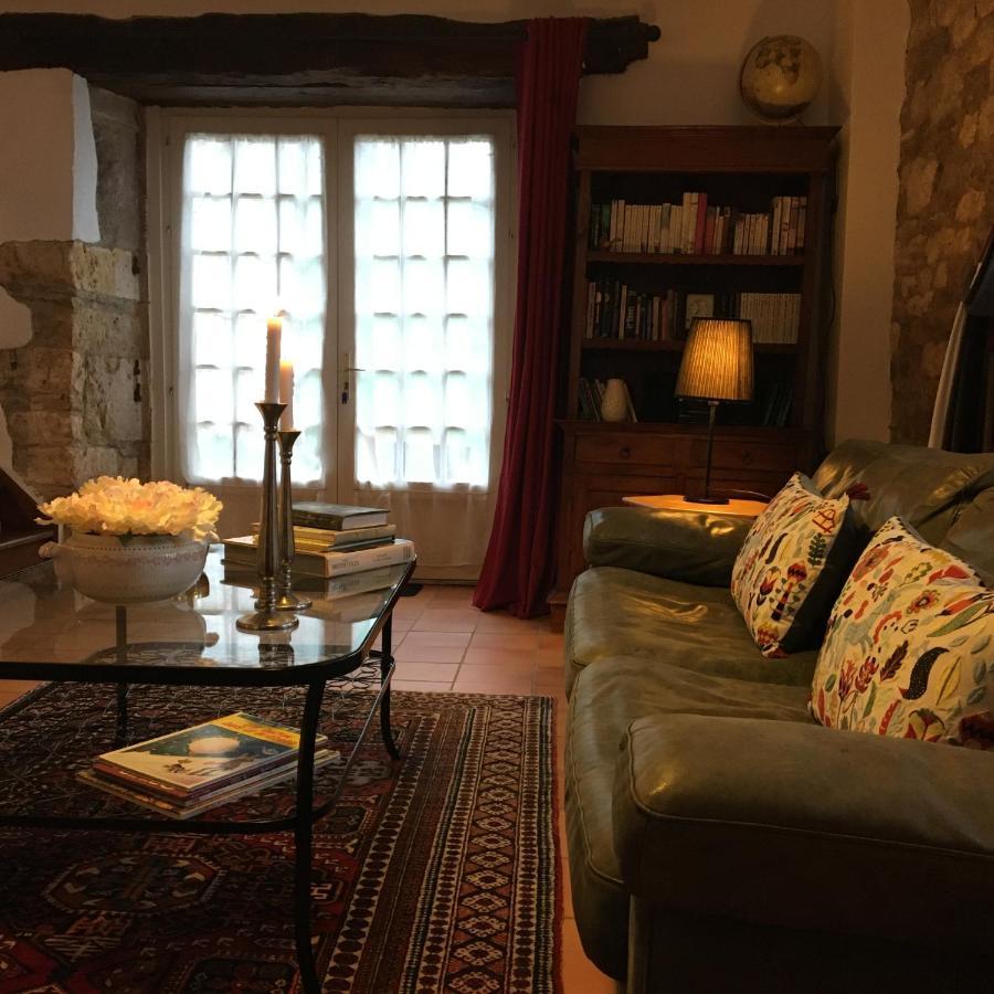 Les Gites Perard Caylus 外观 照片